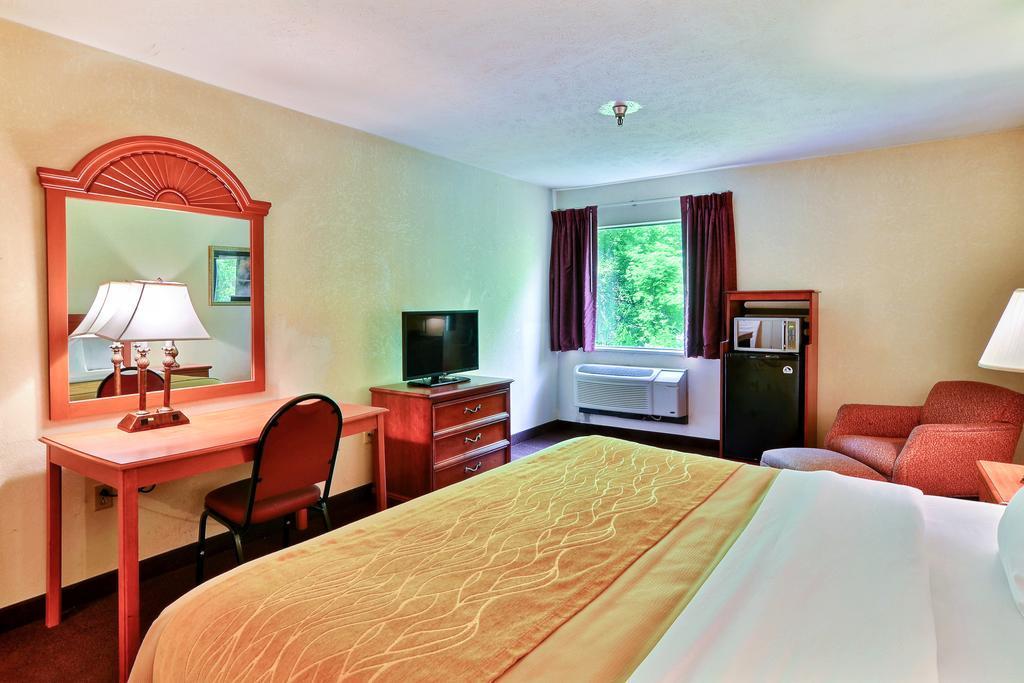 Quality Inn & Suites New Castle Exteriör bild
