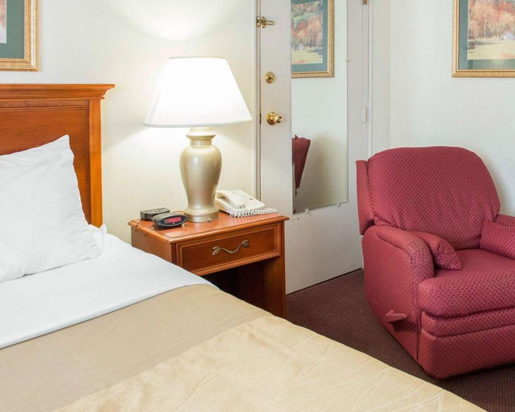 Quality Inn & Suites New Castle Rum bild